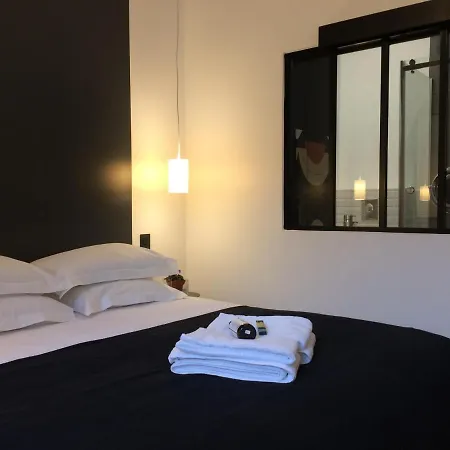 Apartamento Le Nid Des Rois, à 2 Pas De La Cathédrale *