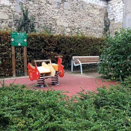 Apartamento Le Nid Des Rois, à 2 Pas De La Cathédrale