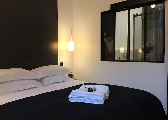 アパート Le Nid Des Rois, A 2 Pas De La Cathedrale *